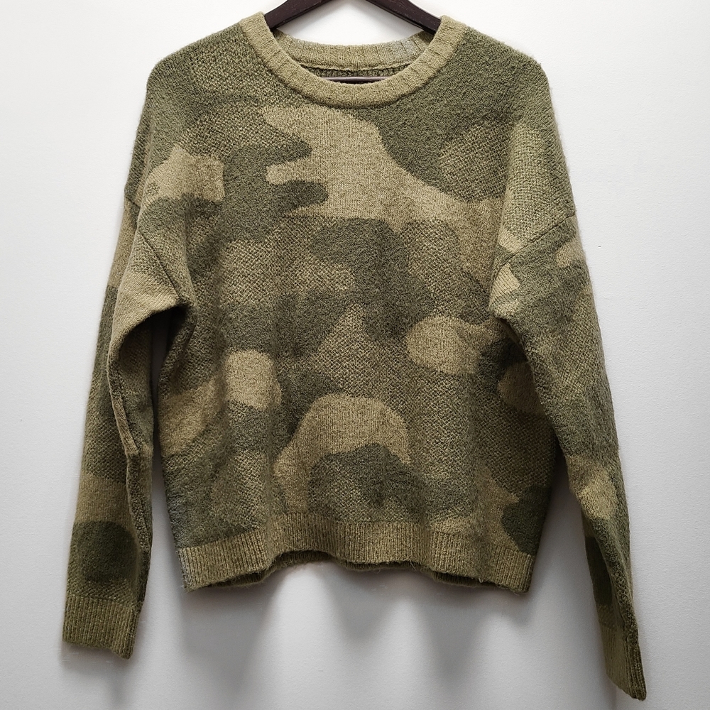 Lucky Brand Camo Pull Over Thick Knit Sweater